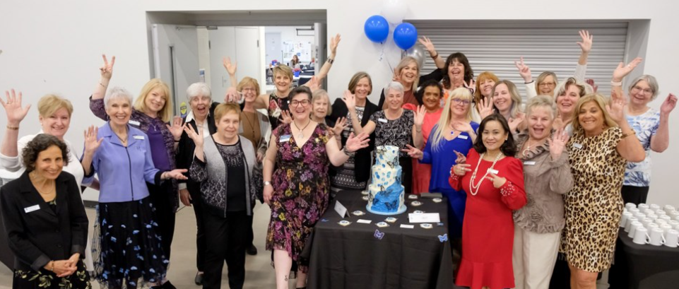 group shot round cake